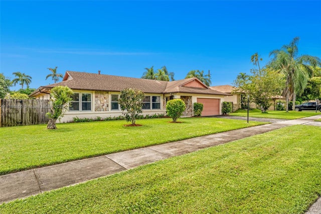 2 of 17 - 11614 Sw 101st Ter, Miami, FL