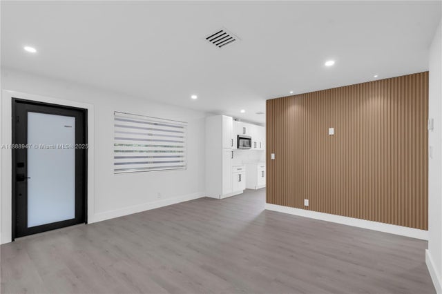 5 of 33 - 1341 Se 10th Ave, Fort Lauderdale, FL