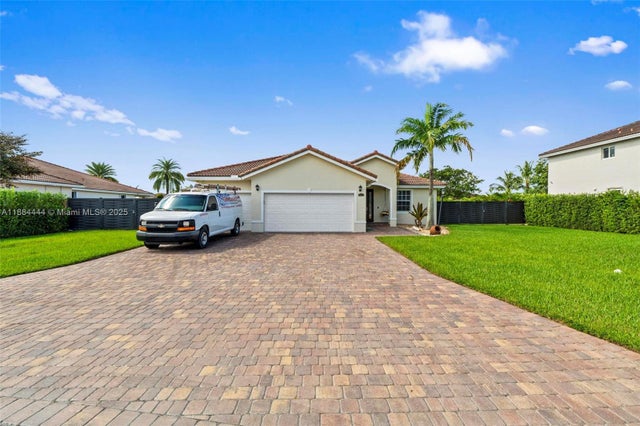 12750 Sw 225th St, Miami