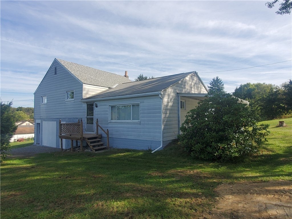 115 Maple Lane, West Franklin