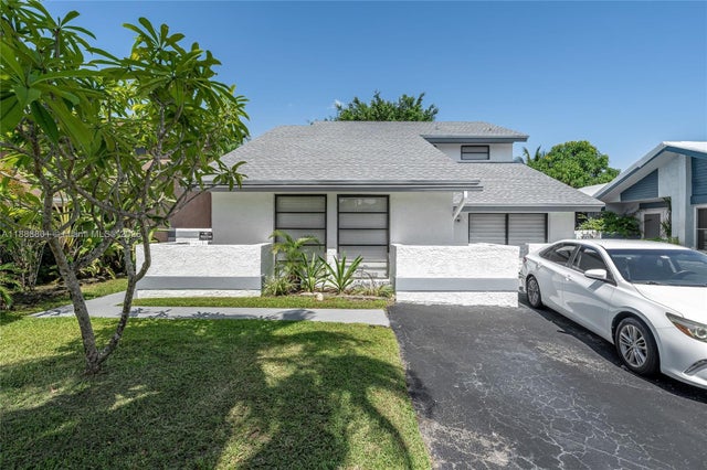 1 of 41 - 3930 Sw 82nd Ter, Davie, FL