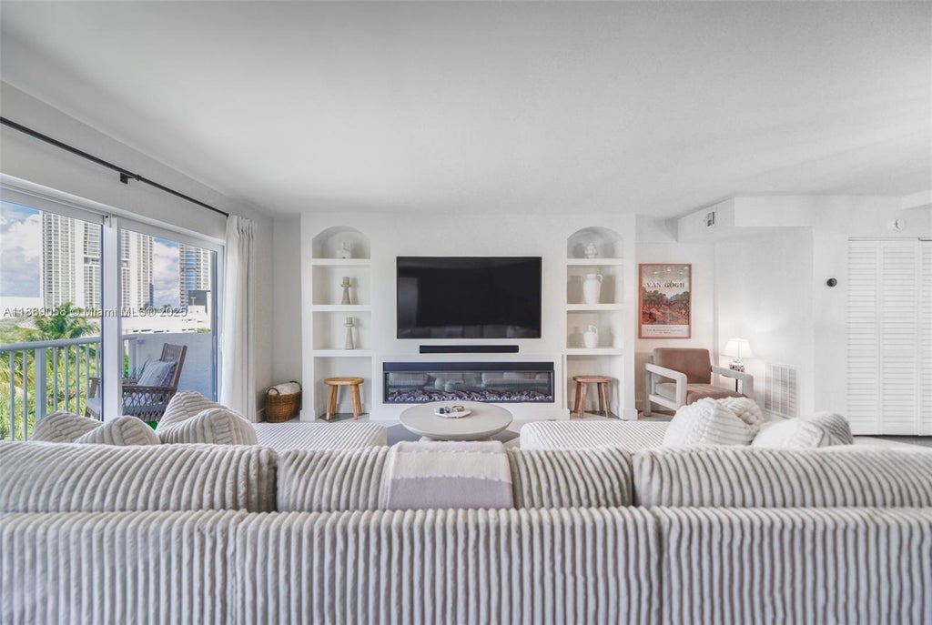 17800 Atlantic Blvd Ph14, Sunny Isles Beach