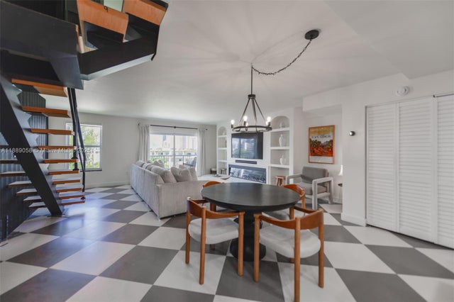 4 of 36 - 17800 Atlantic Blvd Ph14, Sunny Isles Beach, FL