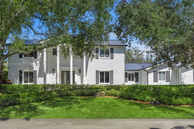 2 of 49 - 7425 Sw 115th St, Pinecrest, FL