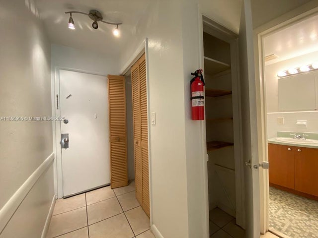 3 of 12 - 318 Majorca Ave 203, Coral Gables, FL