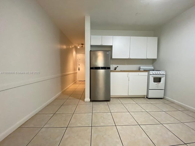 4 of 12 - 318 Majorca Ave 203, Coral Gables, FL
