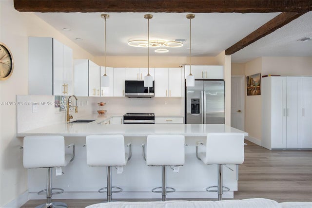 5 of 29 - 5920 Sw 94th Ave, Miami, FL