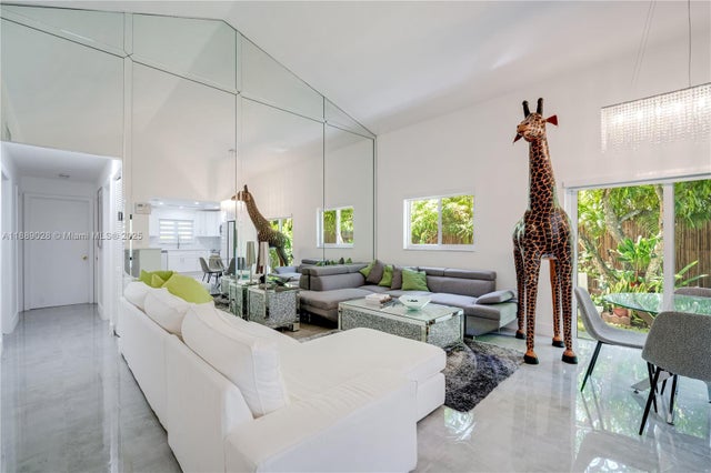 3 of 20 - 124 George Allen Ave, Coral Gables, FL