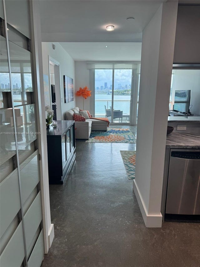 5 of 37 - 540 West Ave 311, Miami Beach, FL