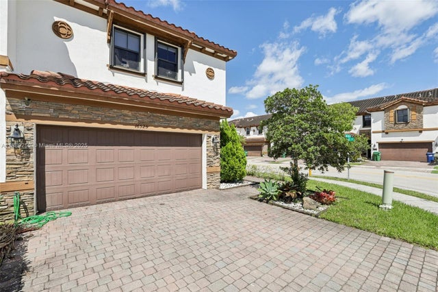 2 of 57 - 16525 Sw 42nd Way, Miami, FL