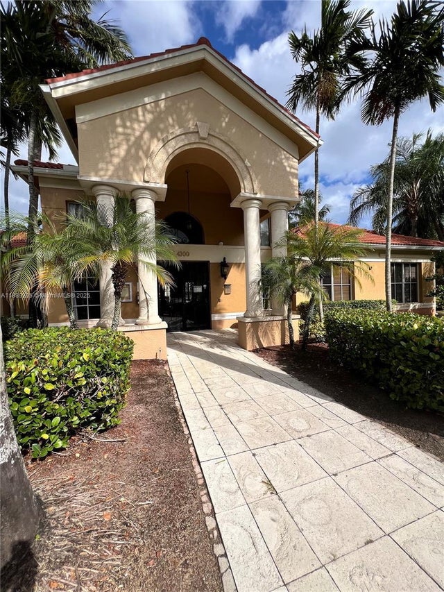1 of 19 - 4171 San Marino Blvd 203, West Palm Beach, FL