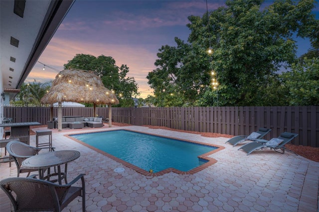 2 of 34 - 16051 Sw 138th Ter, Miami, FL