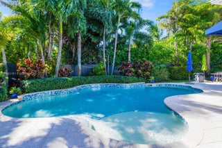 Photo of Listing #A11883181