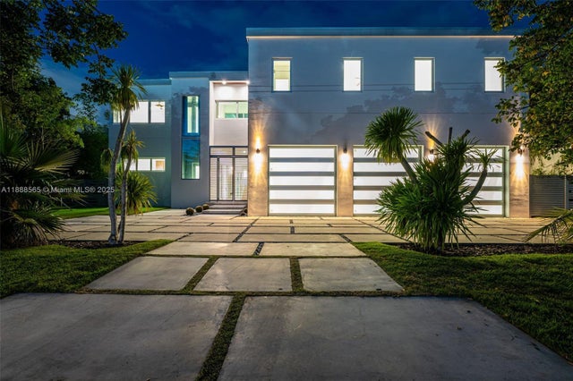 2 of 70 - 9101 Sw 69th Ct, Pinecrest, FL