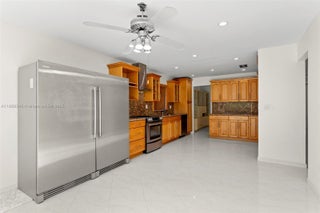 Photo of Listing #A11889346