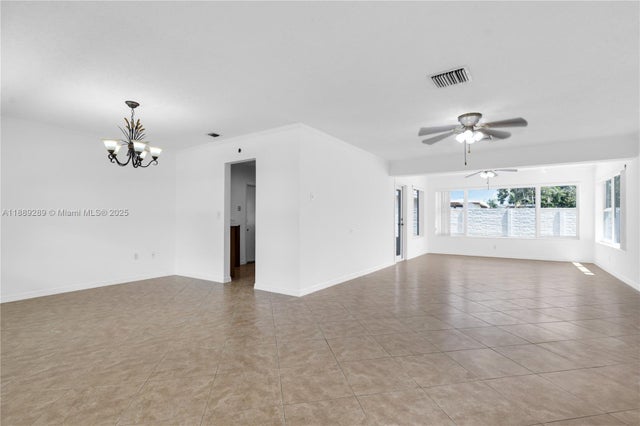 5 of 34 - 1621 Nw 85th Way, Pembroke Pines, FL
