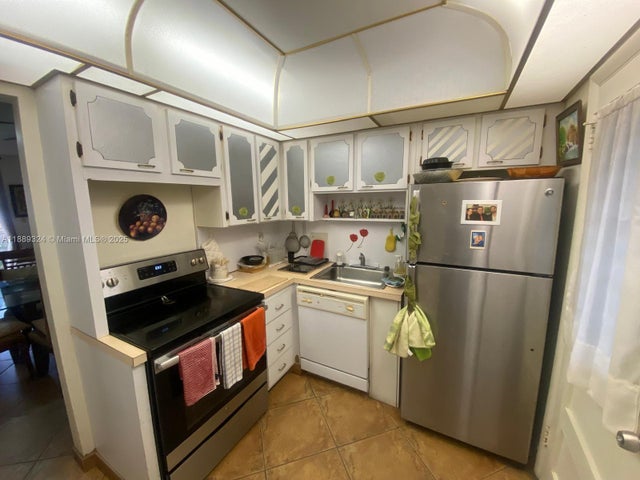 5 of 33 - 2929 Point East Dr A108, Aventura, FL