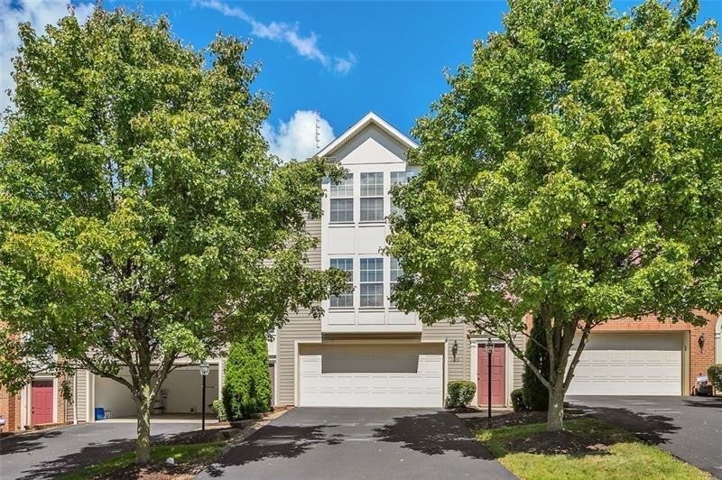 1305 Michael Drive, Baldwin Boro