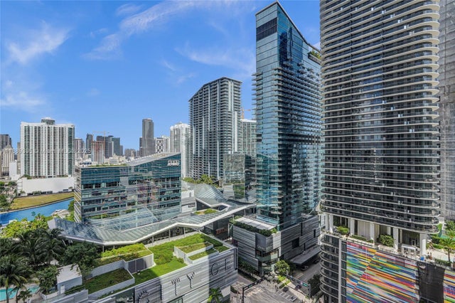 1 of 58 - 55 Sw 9th St 2201, Miami, FL