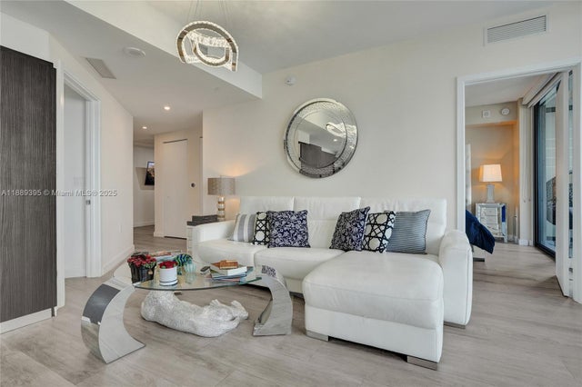 2 of 58 - 55 Sw 9th St 2201, Miami, FL