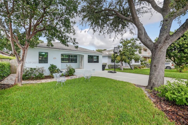 1 of 58 - 1027 S Palmway, Lake Worth, FL