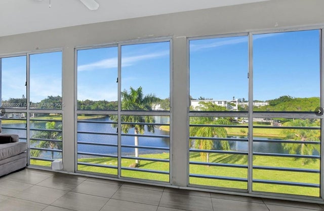 1 of 27 - 4008 Oakridge A 4008, Deerfield Beach, FL