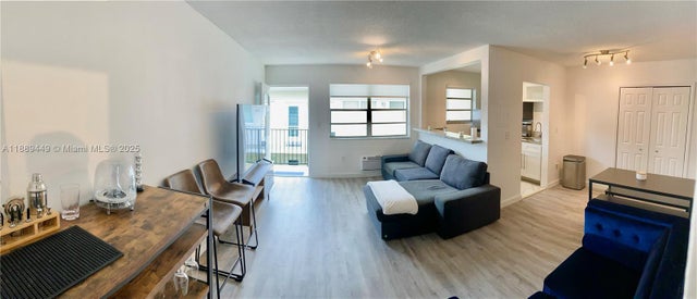 3 of 27 - 734 Meridian Ave 4r, Miami Beach, FL