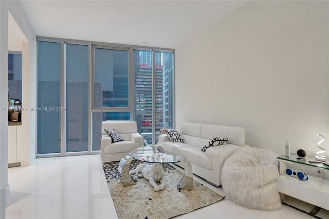 2 of 46 - 300 Biscayne Blvd Way 505c, Miami, FL