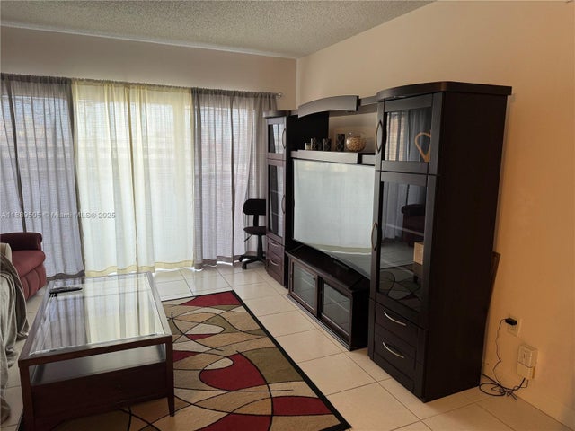 5 of 17 - 1985 S Ocean Dr 15a, Hallandale Beach, FL