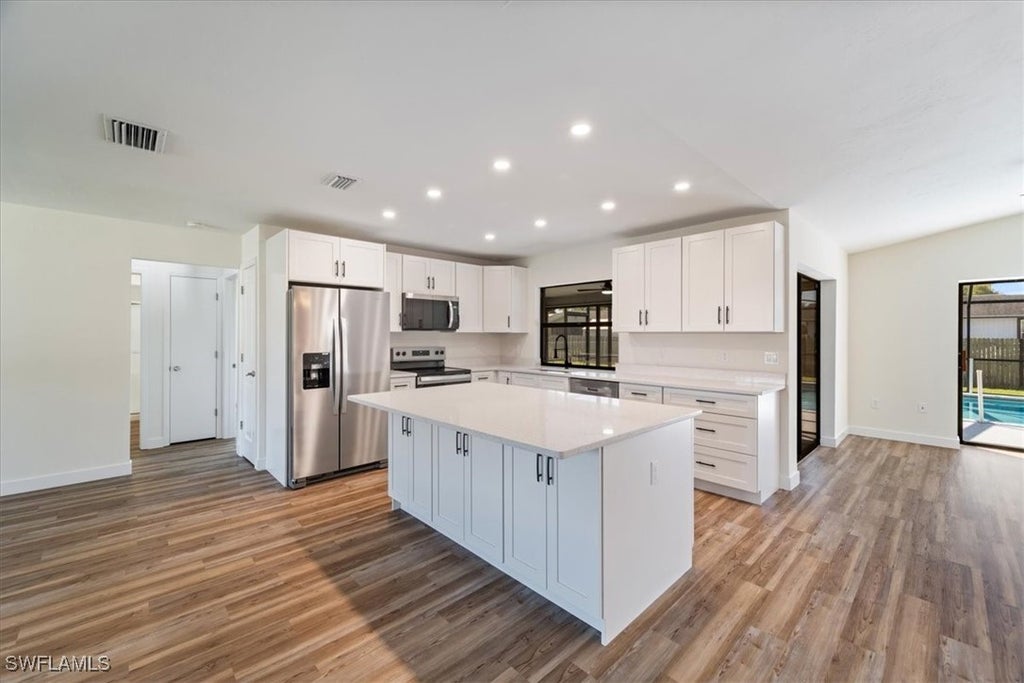 8072 Pennsylvania Blvd, Fort Myers