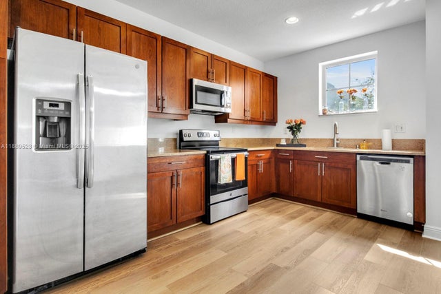 2 of 33 - 1332 Sw 2nd Ct, Fort Lauderdale, FL