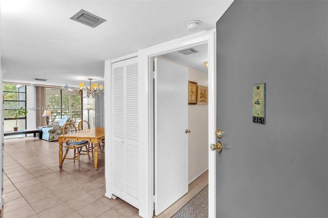 2 of 43 - 20400 Ne Country Club Dr 215, Aventura, FL