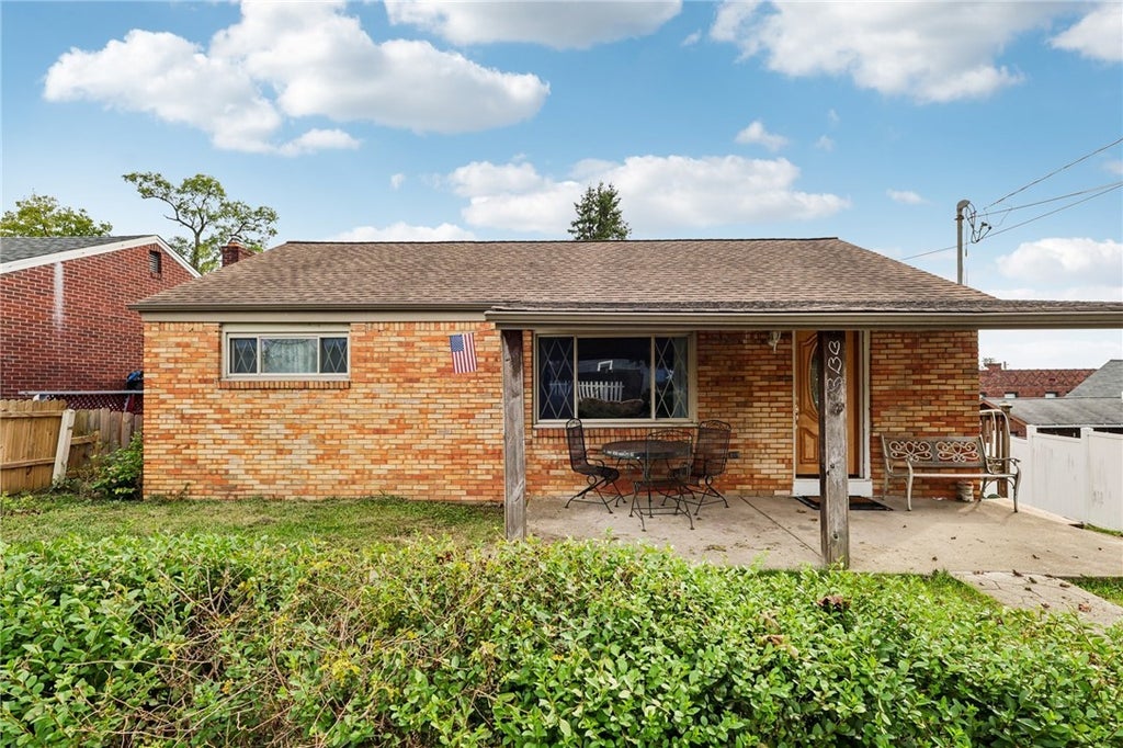 1227 Highman Street, Banksville/Westwood