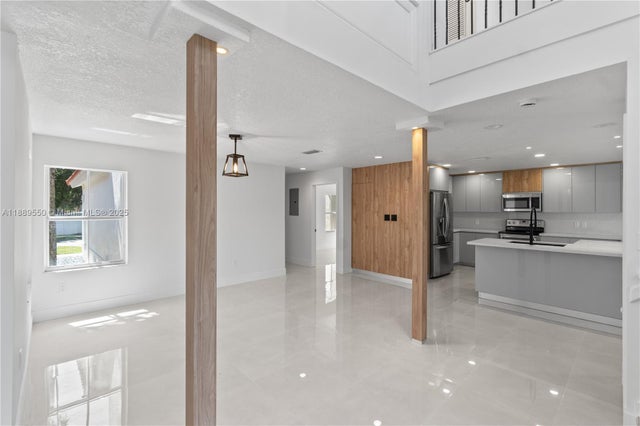 5 of 48 - 16247 Sw 46th Ter, Miami, FL