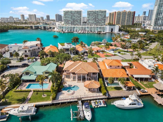 3 of 57 - 306 Atlantic Ave, Sunny Isles Beach, FL
