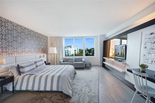 3 of 40 - 1100 West Ave 1115, Miami Beach, FL