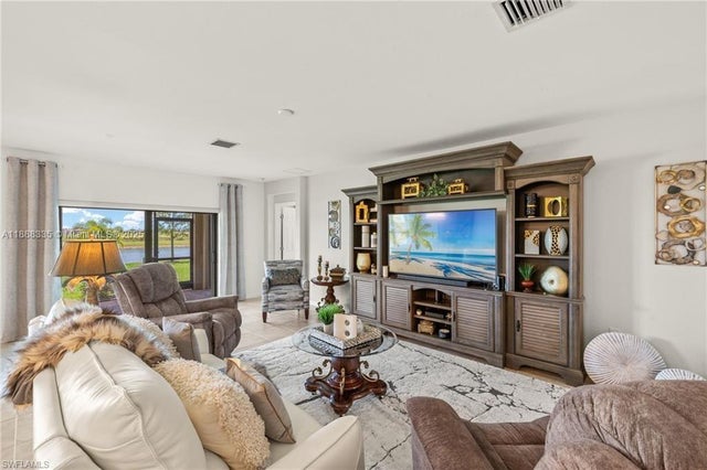 4 of 28 - 6334 Achievement Ave, Ave Maria, FL