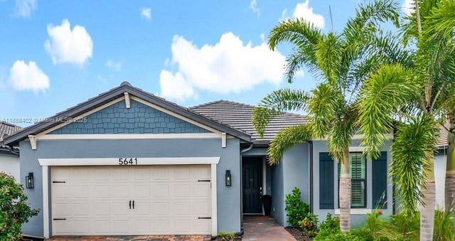 5641 Celebration Dr, Ave Maria