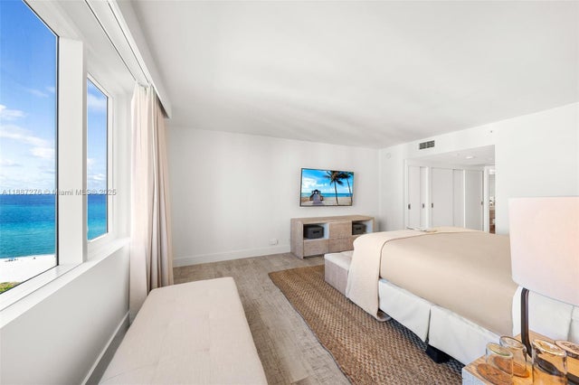 5 of 40 - 102 24th St 1215, Miami Beach, FL