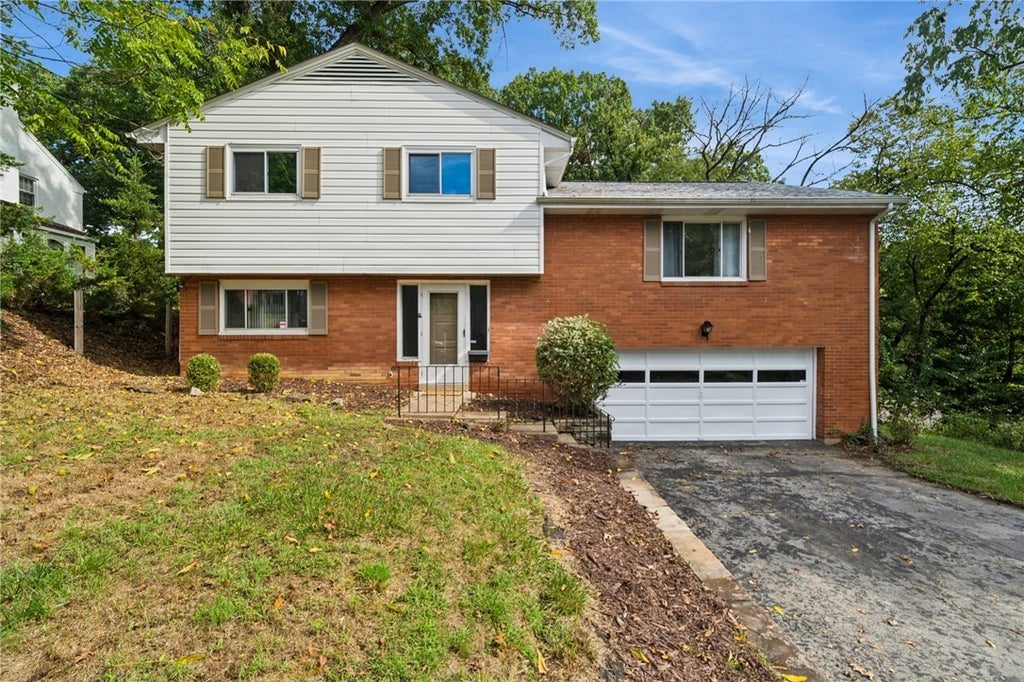 343 Inglewood Drive, Mt Lebanon