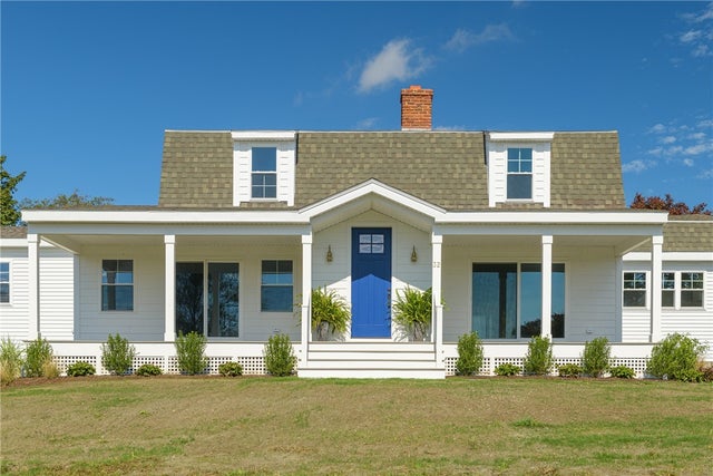 32 Arrowhead Dr, Tiverton