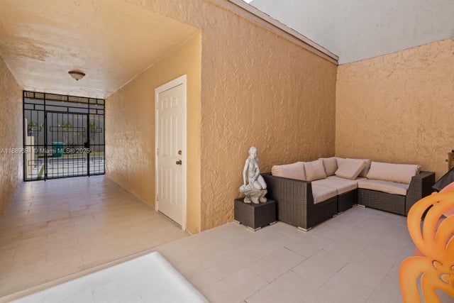 2 of 27 - 8512 Sw 103rd Ave, Miami, FL