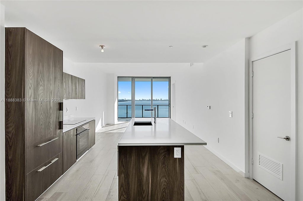 480 Ne 31st St 904, Miami