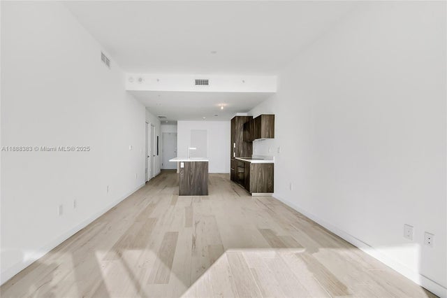 2 of 25 - 480 Ne 31st St 904, Miami, FL