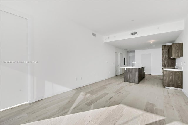 3 of 25 - 480 Ne 31st St 904, Miami, FL