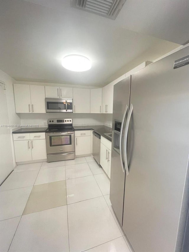 3 of 17 - 13155 Ixora Ct 201, North Miami, FL