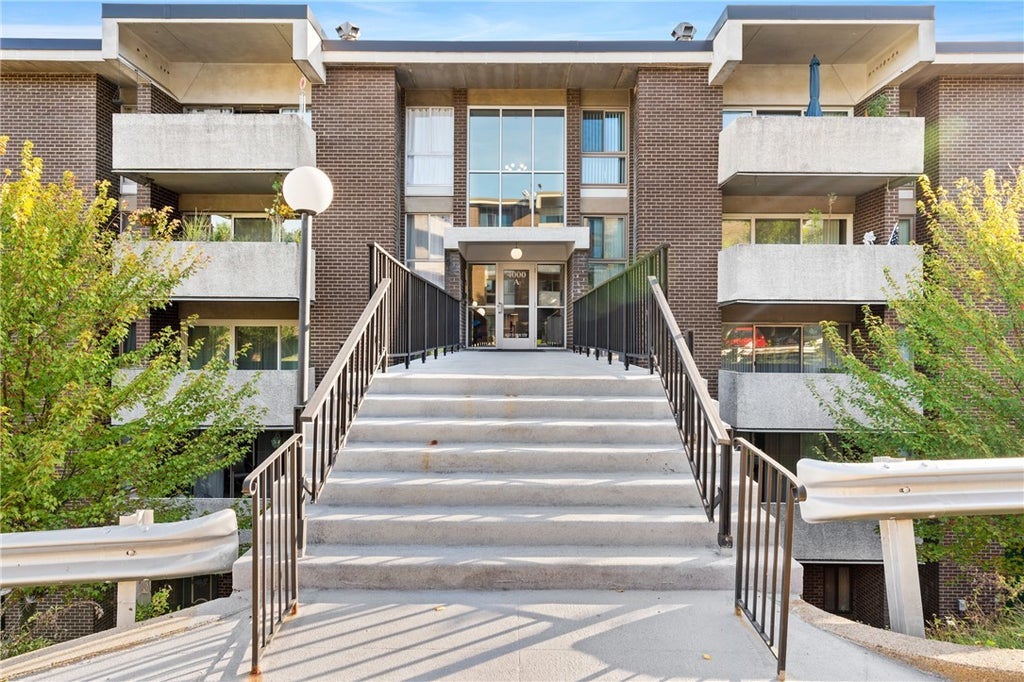 4404 Charlemagne Circle, Ross