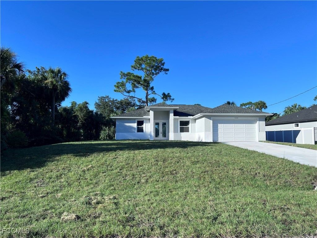 5028 N Peachtree Cir, LABELLE