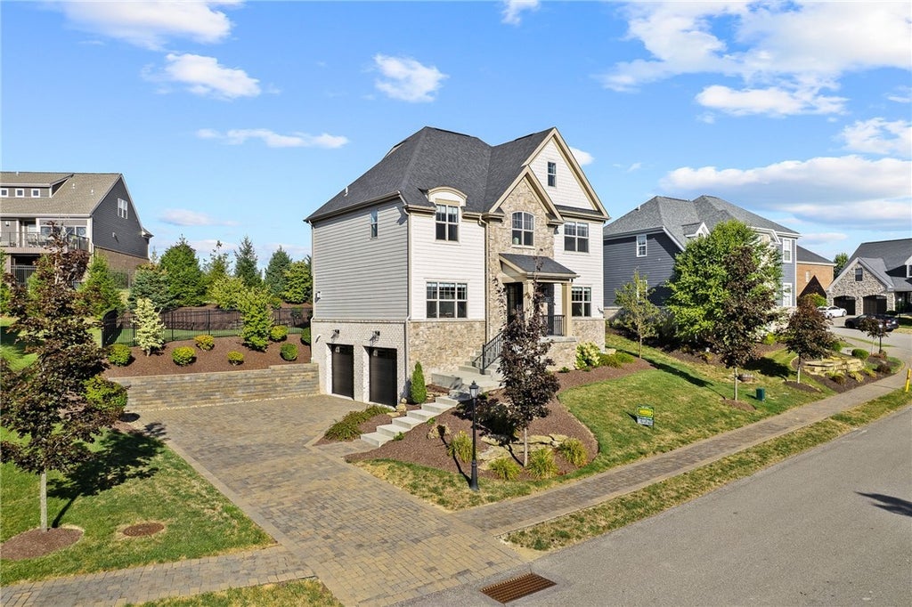 1010 Colony Drive, Collier