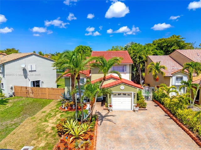 2 of 31 - 10213 Sw 156th Ave, Miami, FL